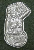 wonder woman cake pan